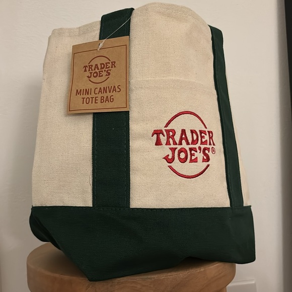 Forest Green tote (1). Limited supply - Picture 3 of 3